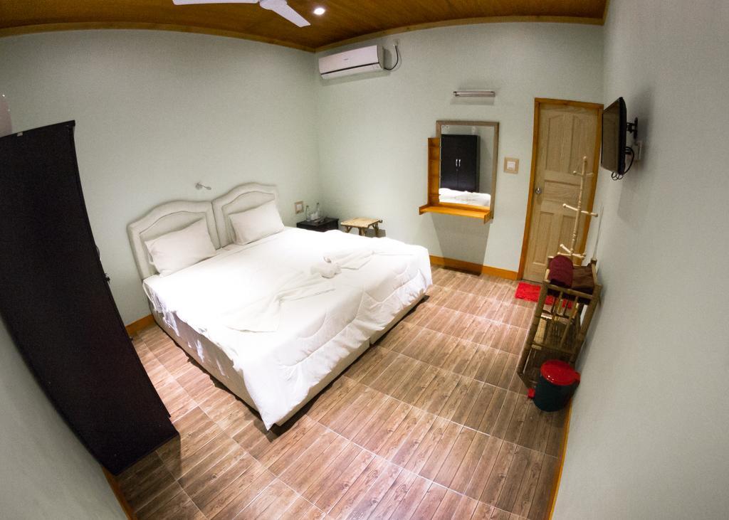 Zest Cabana Maafushi Ruang foto